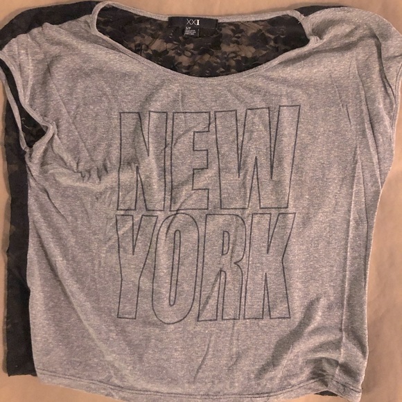 New York gray & black lace top - Picture 1 of 3